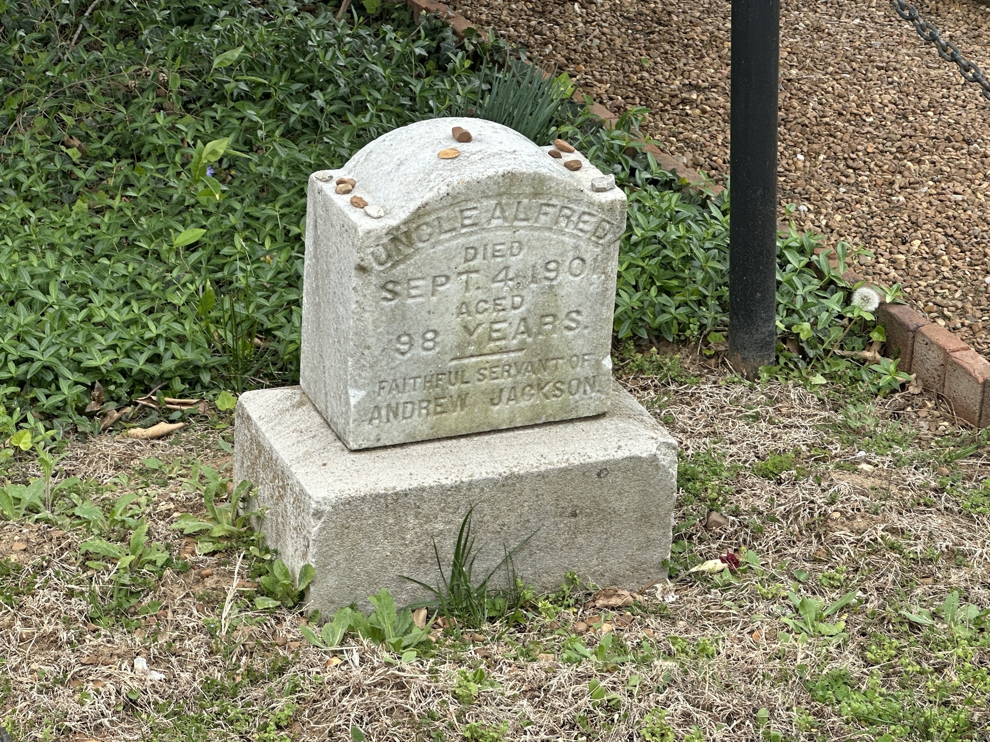 Alfred&rsquo;s headstone