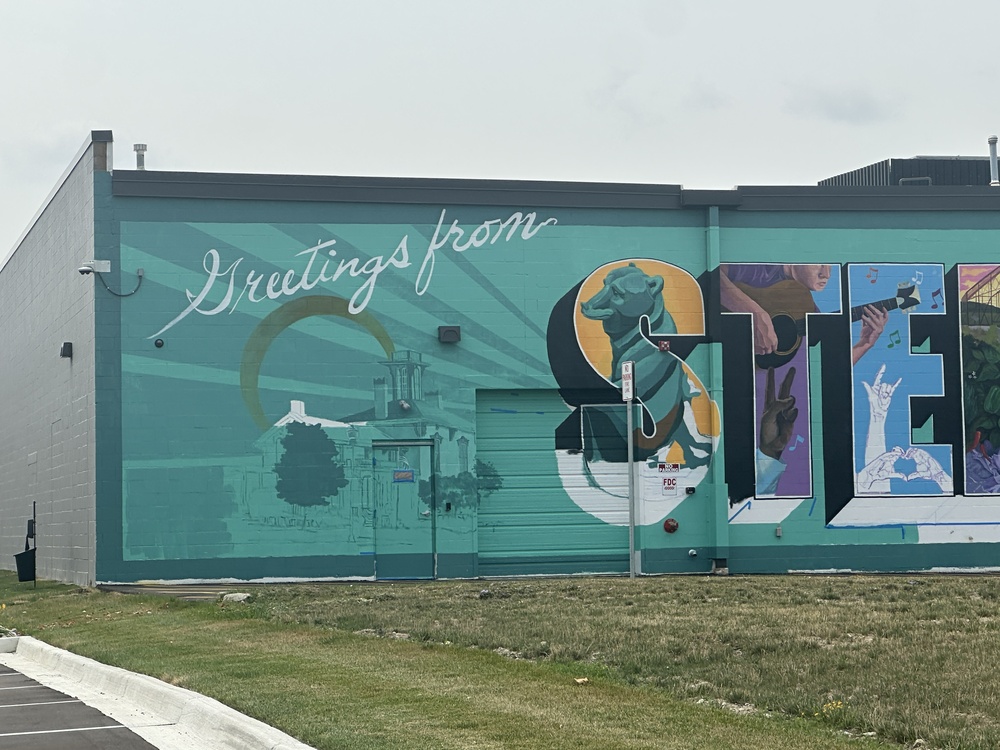 mural-left