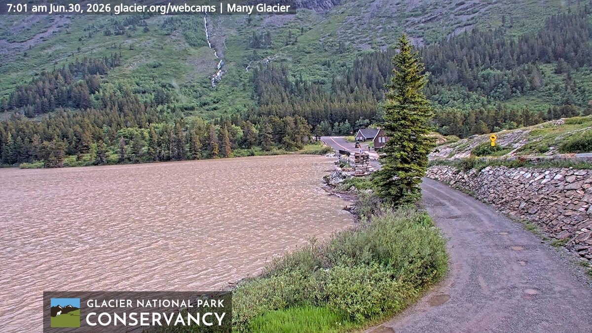 many-glacier-bridge-0630