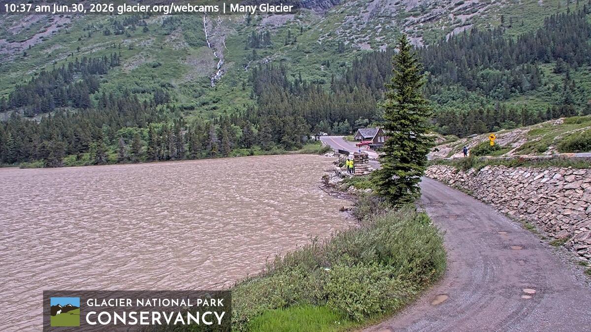 many-glacier-bridge-0630_2