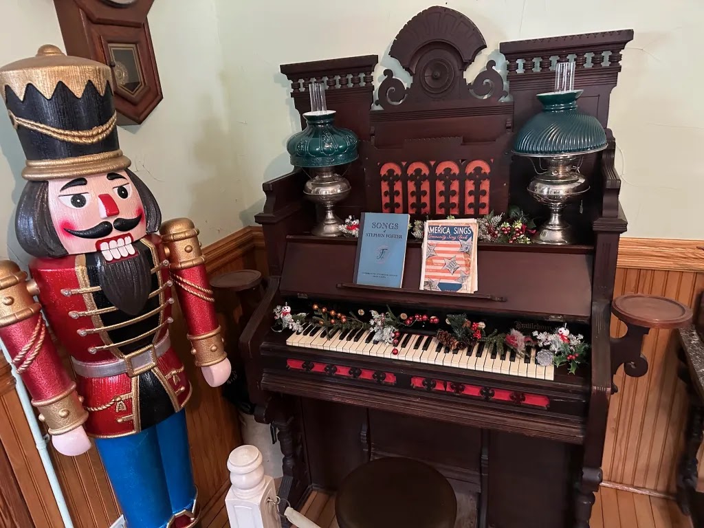 &lsquo;Organ at Grand Traverse Lighthouse&rsquo;