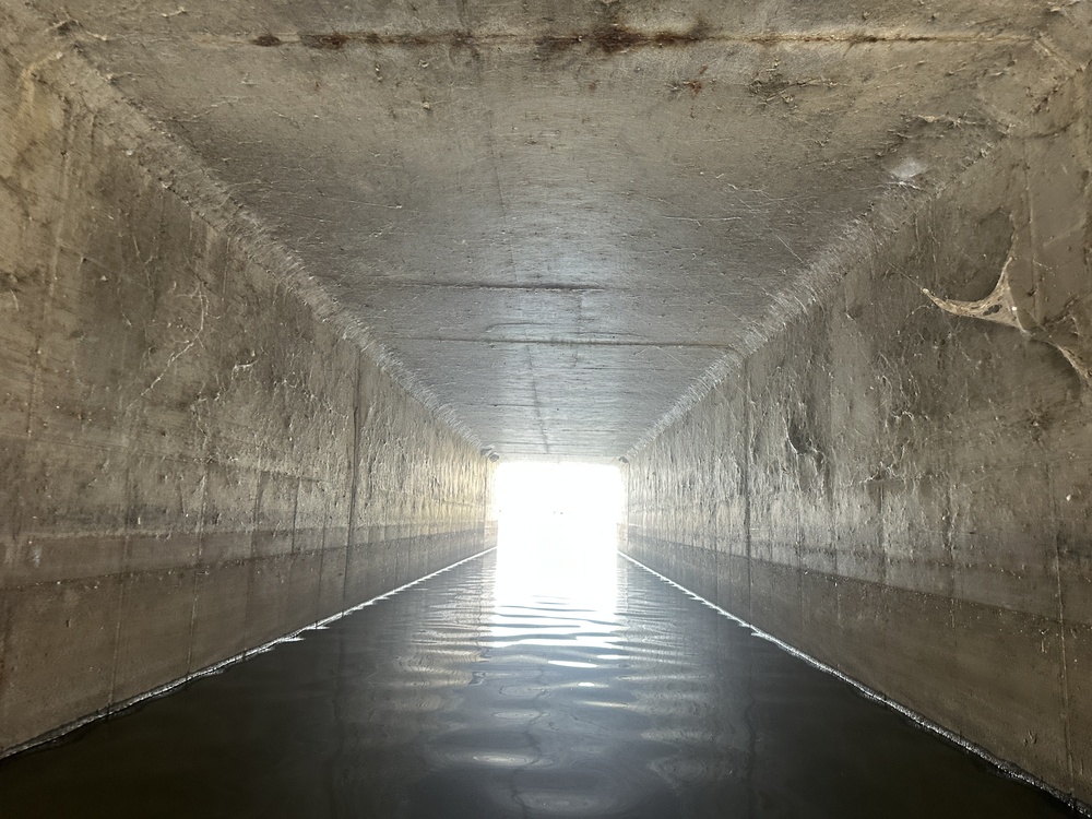 tunnel inside