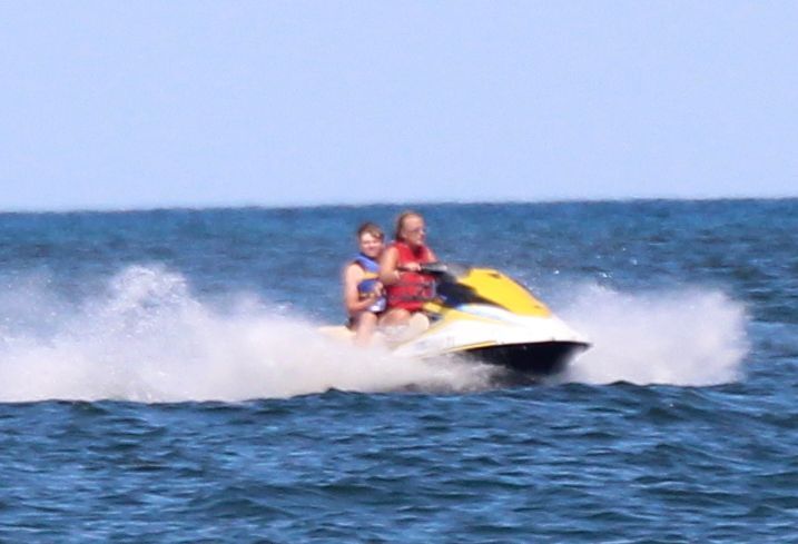 Jet ski
