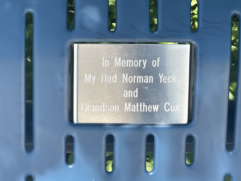 Bench placard